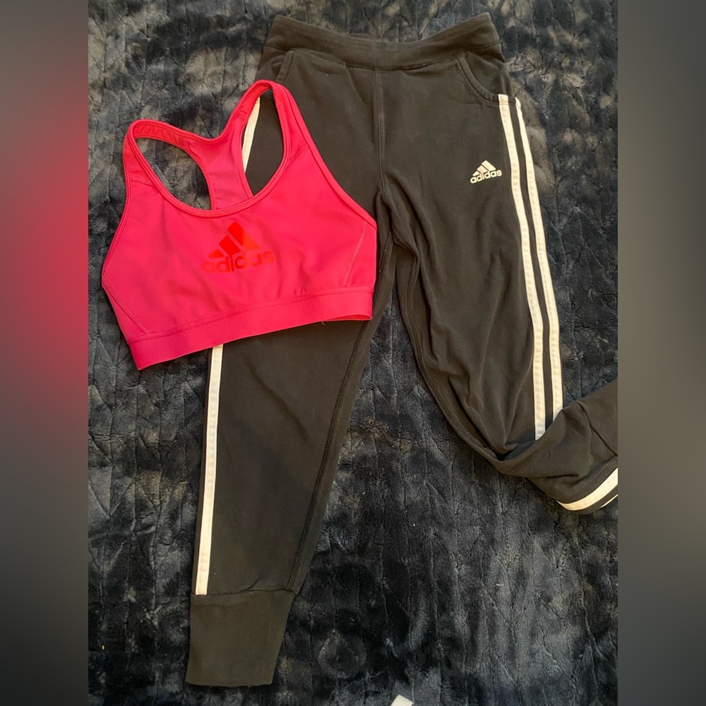 Adidas Black Sweatpants w Pink Sports Bra